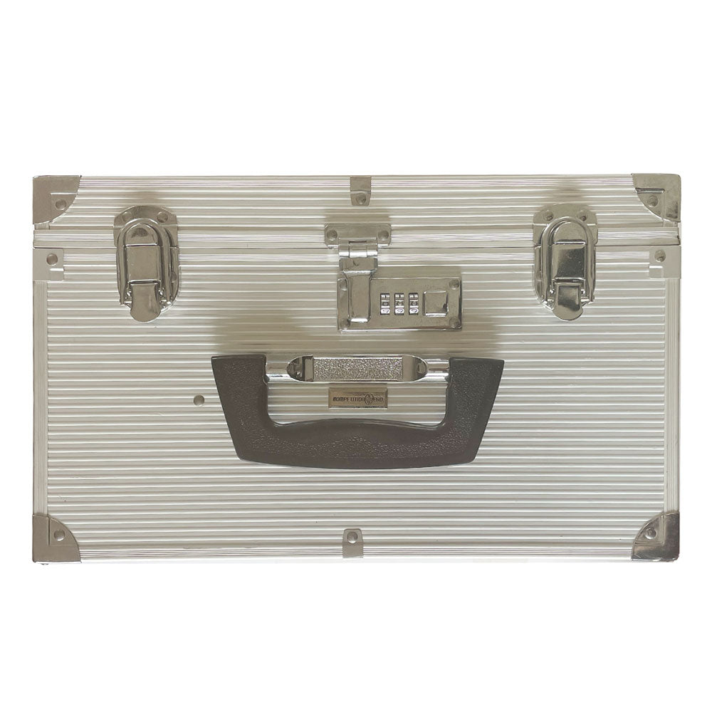 INTEC ALUMINUM GAMECUBE TRAVEL CASE WITH LOCK – The Retro Room